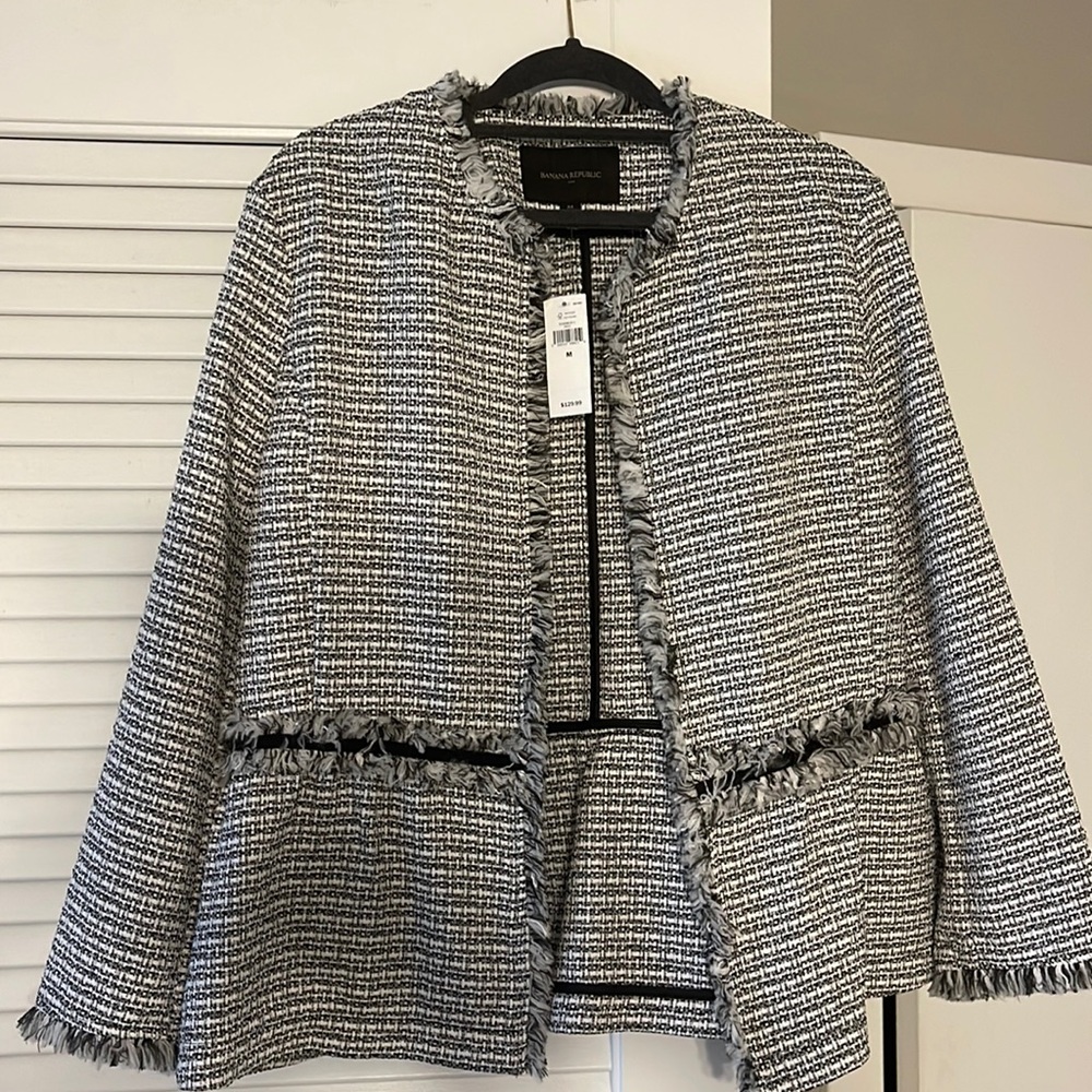 Banana Republic tweed blazer never worn tags still on!